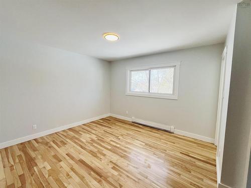 39 Rogers Avenue, Amherst, NS 