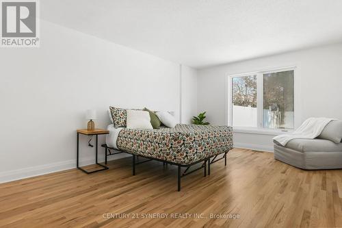 7 Weaver Crescent, Ottawa, ON - Indoor Photo Showing Bedroom