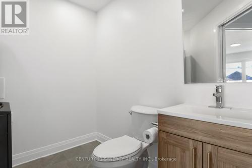 7 Weaver Crescent, Ottawa, ON - Indoor Photo Showing Bathroom