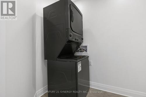 7 Weaver Crescent, Ottawa, ON - Indoor Photo Showing Laundry Room