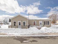 10 Lorne Street  North Sydney, NS B2Y 3Z6