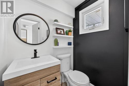 56 Shakespeare Crescent, Barrie, ON - Indoor Photo Showing Bathroom
