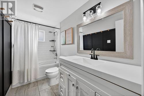 56 Shakespeare Crescent, Barrie, ON - Indoor Photo Showing Bathroom