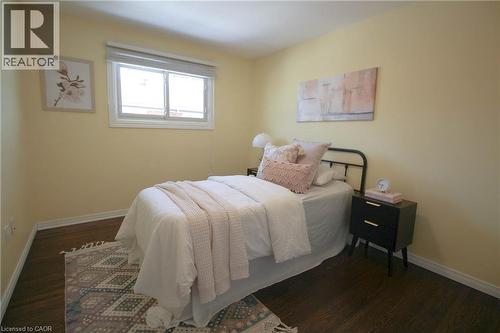 918 Upper Ottawa Street, Hamilton, ON - Indoor Photo Showing Bedroom