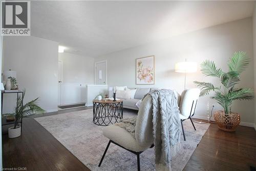 918 Upper Ottawa Street, Hamilton, ON - Indoor