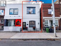918 OSSINGTON AVENUE  Toronto, ON M6J 3V1