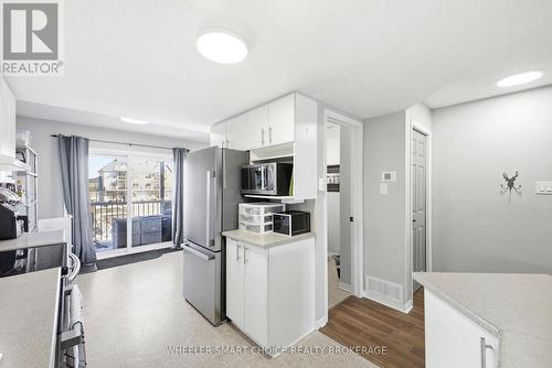 432 Hillsboro Private, Ottawa, ON - Indoor Photo Showing Kitchen
