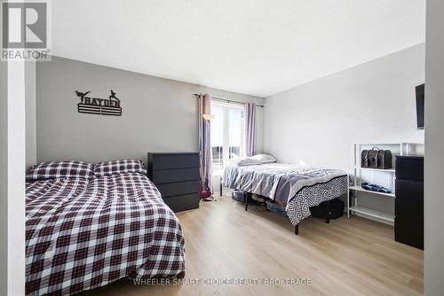 432 Hillsboro Private, Ottawa, ON - Indoor Photo Showing Bedroom