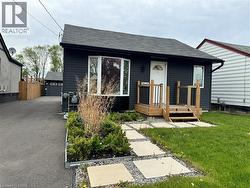 43 MAHONY Avenue Unit# 2  Hamilton, ON L8H 3C3