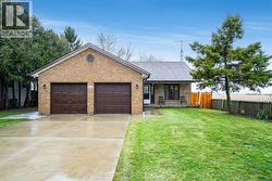 6119 Emerson AVENUE  Comber, ON N0P 1J0