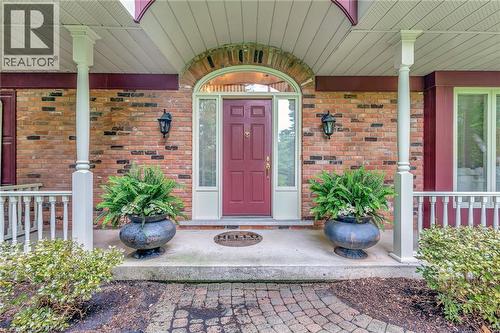 22 Deerpath Court, Cambridge, ON - Outdoor