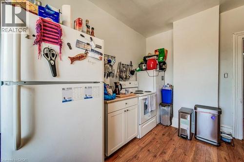30 Brook Street, Cambridge, ON - Indoor Photo Showing Other Room