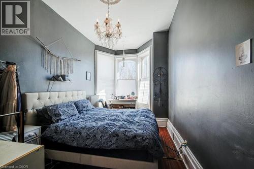 30 Brook Street, Cambridge, ON - Indoor Photo Showing Bedroom