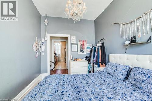 30 Brook Street, Cambridge, ON - Indoor Photo Showing Bedroom