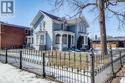 30 Brook Street, Cambridge, ON - Outdoor