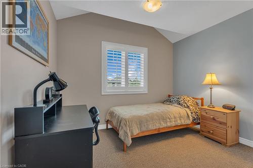 72 Dodman Crescent, Ancaster, ON - Indoor Photo Showing Bedroom