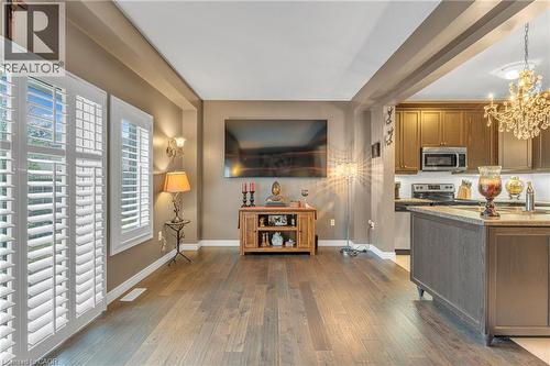 72 Dodman Crescent, Ancaster, ON - Indoor Photo Showing Kitchen