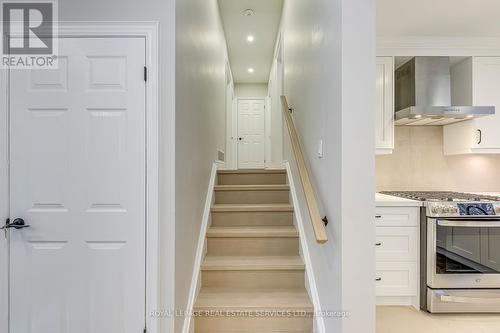 2420 Raymore Drive, Burlington, ON - Indoor Photo Showing Other Room