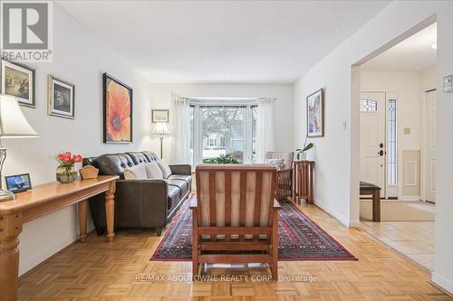 2132 Argon Court, Burlington, ON - Indoor