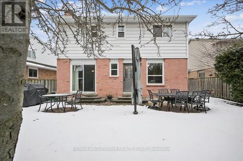 2132 Argon Court, Burlington, ON - Outdoor