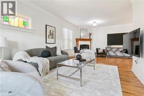 132 Queen Street W, Cambridge, ON - Indoor Photo Showing Living Room With Fireplace