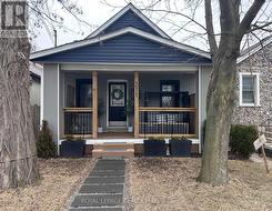 371 UPPER WENTWORTH STREET  Hamilton, ON L9A 4T4