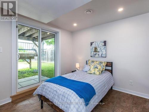 111 Comba Drive, Carleton Place, ON - Indoor Photo Showing Bedroom