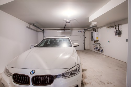 Garage - 213 Av. Mason, Pointe-Claire, QC - Indoor Photo Showing Garage