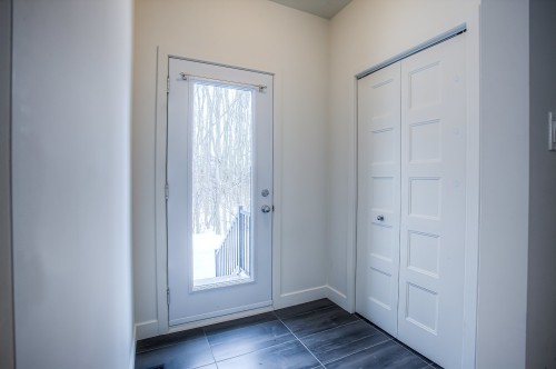 Mud Room - 213 Av. Mason, Pointe-Claire, QC - Indoor Photo Showing Other Room