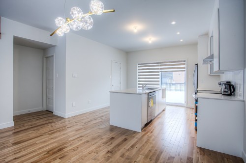 Kitchen - 213 Av. Mason, Pointe-Claire, QC - Indoor Photo Showing Kitchen