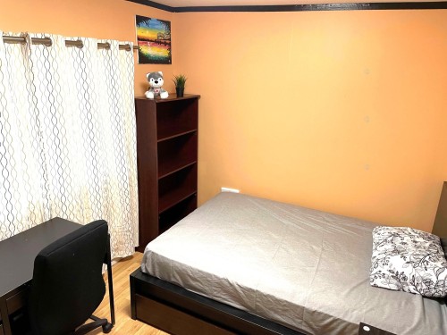 Chambre à coucher - 288 Rue Champlain, Gatineau (Hull), QC - Indoor Photo Showing Bedroom