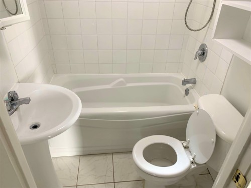 Salle de bains - 288 Rue Champlain, Gatineau (Hull), QC - Indoor Photo Showing Bathroom