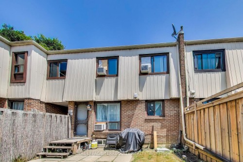 88-1100 Oxford Street, Oshawa, ON - Outdoor