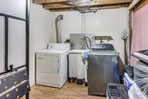 88-1100 Oxford Street, Oshawa, ON - Indoor Photo Showing Laundry Room
