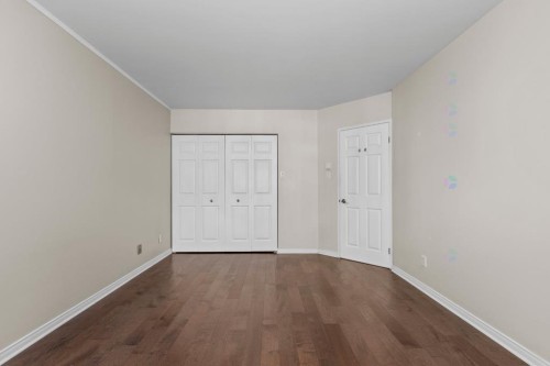 Chambre à coucher principale - 102-1675 Boul. Du Souvenir, Laval (Laval-Des-Rapides), QC - Indoor Photo Showing Other Room