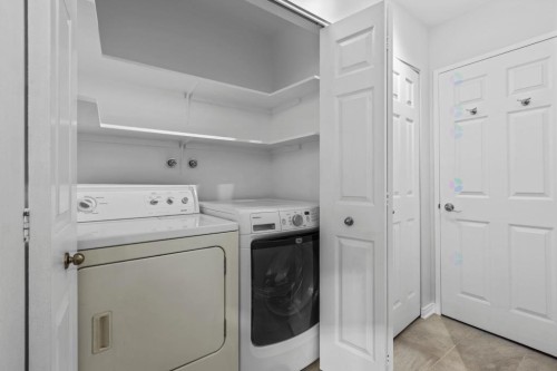 Autre - 102-1675 Boul. Du Souvenir, Laval (Laval-Des-Rapides), QC - Indoor Photo Showing Laundry Room