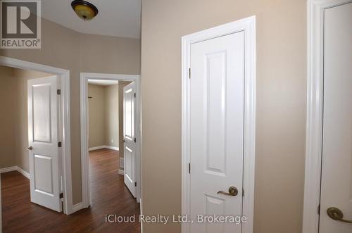 25 Rue Vanier, Tiny, ON - Indoor Photo Showing Other Room