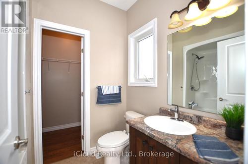 25 Rue Vanier, Tiny, ON - Indoor Photo Showing Bathroom