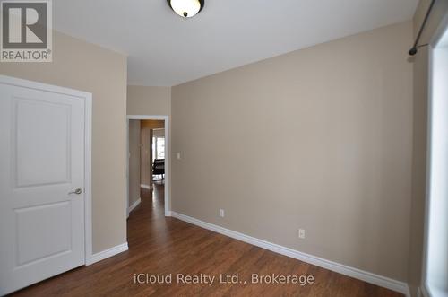 25 Rue Vanier, Tiny, ON - Indoor Photo Showing Other Room