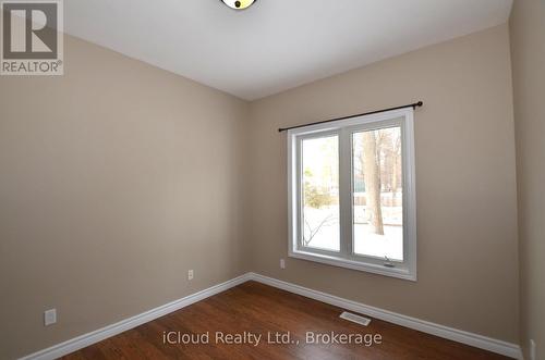 25 Rue Vanier, Tiny, ON - Indoor Photo Showing Other Room