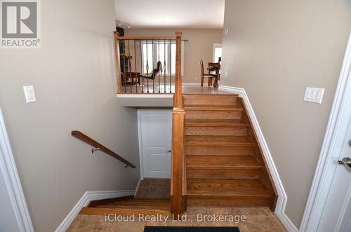 25 Rue Vanier, Tiny, ON - Indoor Photo Showing Other Room