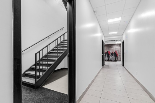 Staircase - 200-5100 Boul. Des Gradins, Québec (Les Rivières), QC - Indoor Photo Showing Other Room