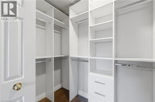 990 Upper Kenilworth Avenue, Hamilton, ON - Indoor With Storage