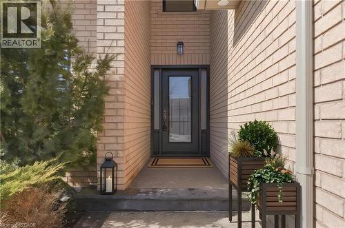 990 Upper Kenilworth Avenue, Hamilton, ON - Outdoor With Exterior