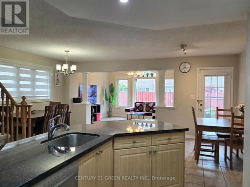 7314 Cork Tree Row, Mississauga, ON - Indoor