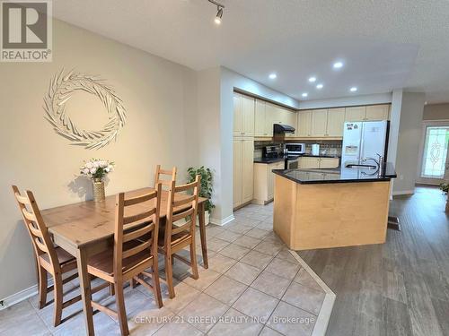 7314 Cork Tree Row, Mississauga, ON - Indoor