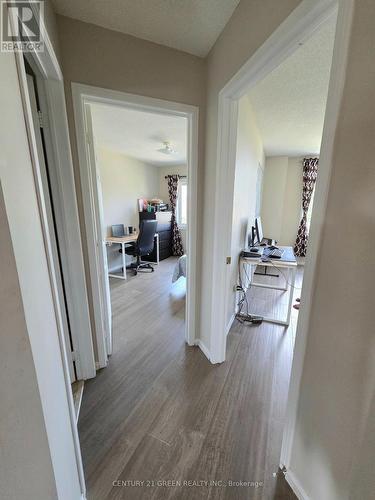 7314 Cork Tree Row, Mississauga, ON - Indoor Photo Showing Other Room