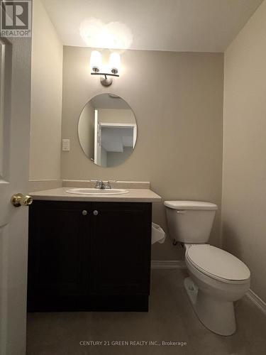7314 Cork Tree Row, Mississauga, ON - Indoor Photo Showing Bathroom