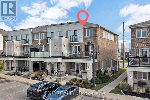 904 Apple Hill Lane, Kitchener, ON - Outdoor