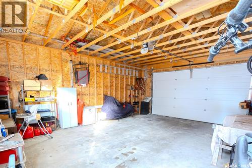 450 Kloppenburg Street, Saskatoon, SK - Indoor Photo Showing Garage